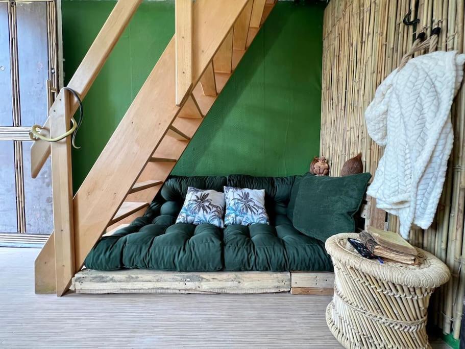 Nuit Dans La Jungle - Love Room Souppes-sur-Loing Extérieur photo